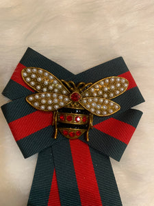 Bee Brooch , Bee Bow Brooch , Green and Red Bow Brooch , Bee Bow Brooch  ,  Ribbon  Brooch