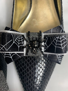 Halloween Bow Shoe Clips , Spider Shoe Clips ,  Halloween Shoe Clips , Spooky Shoe Clips , Goth Wedding Shoe Clips